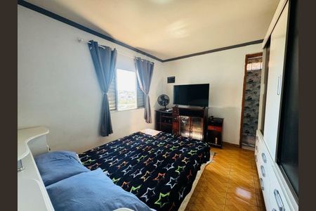 Casa à venda com 182m², 3 quartos e 2 vagas