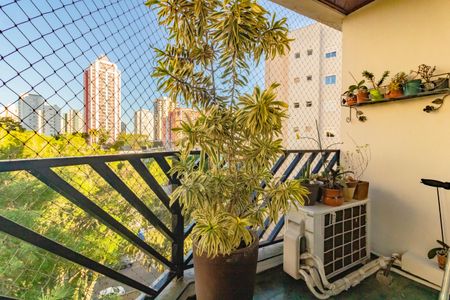 Apartamento à venda com 67m², 2 quartos e 1 vagaVaranda - Sala