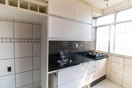 Apartamento para alugar com 52m², 2 quartos e 1 vaga Apartamento para alugar com 52m², 2 quartos e 1 vagaCozinha e Área de Serviço