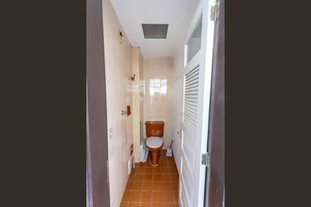 Apartamento à venda com 65m², 2 quartos e sem vagaBanheiro de serviço