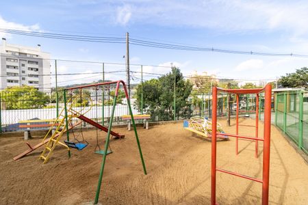 Apartamento à venda com 65m², 2 quartos e sem vagaÁrea comum - Playground