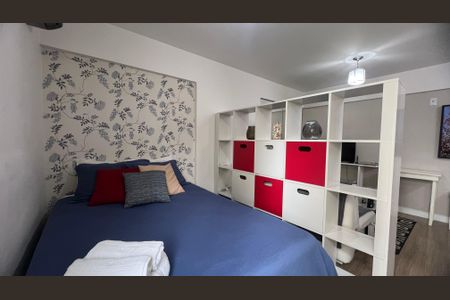 Studio à venda com 30m², 1 quarto e 1 vaga Studio à venda com 30m², 1 quarto e 1 vagaQuarto