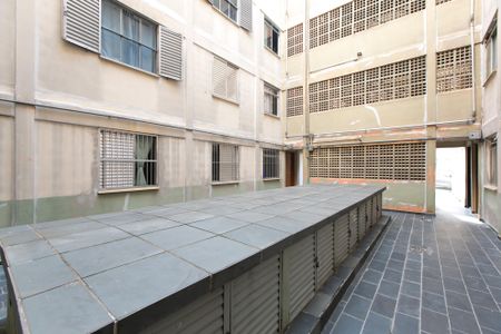 Apartamento à venda com 43m², 2 quartos e 1 vaga Apartamento à venda com 43m², 2 quartos e 1 vagaÁrea comum - Área Externa