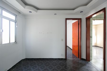 Apartamento à venda com 43m², 2 quartos e 1 vaga Apartamento à venda com 43m², 2 quartos e 1 vagaSala