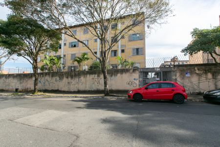 Apartamento à venda com 43m², 2 quartos e 1 vaga Apartamento à venda com 43m², 2 quartos e 1 vagaFachada do Condomínio