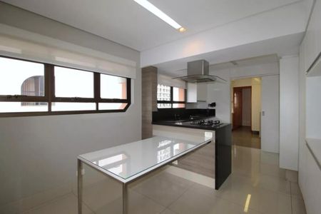 Apartamento à venda com 180m², 3 quartos e 3 vagasFoto 25