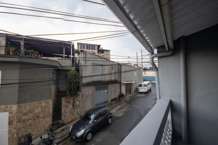 Casa para alugar com 35m², 2 quartos e sem vaga Casa para alugar com 35m², 2 quartos e sem vagaVaranda