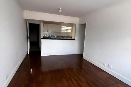 Apartamento à venda com 76m², 2 quartos e 1 vagaFoto 02
