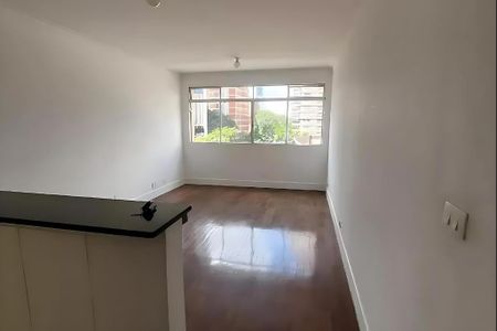 Apartamento à venda com 76m², 2 quartos e 1 vagaFoto 01