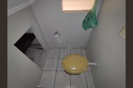 Casa à venda com 240m², 3 quartos e 2 vagas Casa à venda com 240m², 3 quartos e 2 vagasLavabo