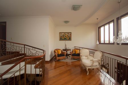 Casa à venda com 400m², 4 quartos e 8 vagasSala 2