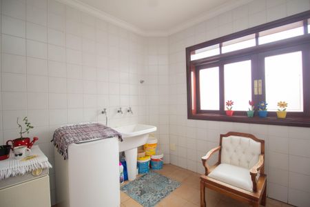 Casa à venda com 400m², 4 quartos e 8 vagasÁrea de Serviço