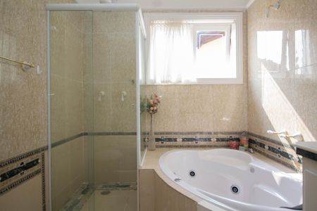 Casa à venda com 400m², 4 quartos e 8 vagasBanheiro - Quarto 3