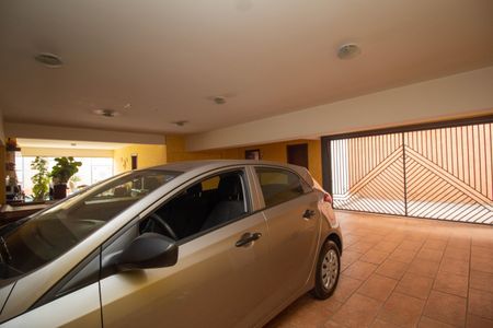 Casa à venda com 400m², 4 quartos e 8 vagasGaragem