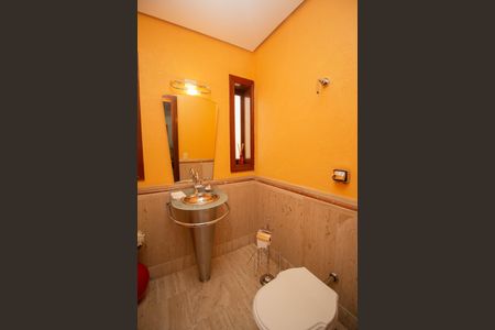 Casa à venda com 400m², 4 quartos e 8 vagasLavabo