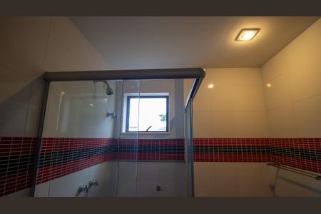 Casa de condomínio à venda com 350m², 4 quartos e 3 vagasBanheiro da Suíte 3