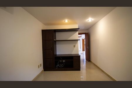 Casa de condomínio à venda com 350m², 4 quartos e 3 vagasSuíte 4