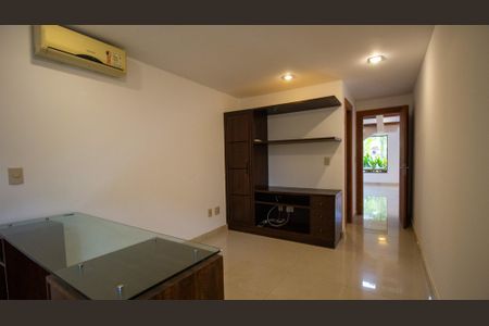 Casa de condomínio à venda com 350m², 4 quartos e 3 vagasSuíte 4