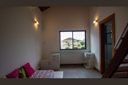 Casa de condomínio à venda com 350m², 4 quartos e 3 vagasSuíte 2