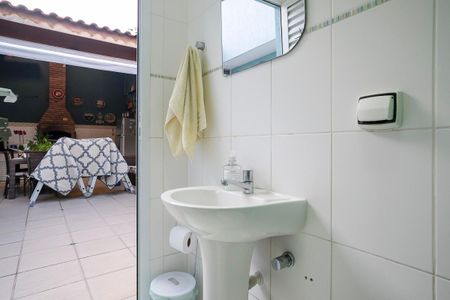 Casa à venda com 360m², 3 quartos e sem vagaÁrea de serviço