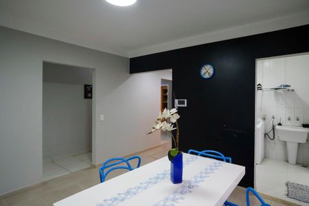 Casa à venda com 360m², 3 quartos e sem vagaSala de jantar