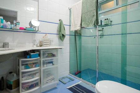 Casa à venda com 360m², 3 quartos e sem vagaBanheiro da Suíte