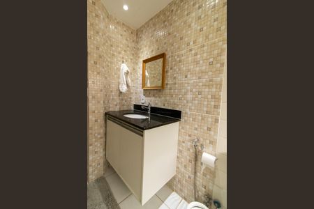 Apartamento à venda com 92m², 2 quartos e 2 vagas Apartamento à venda com 92m², 2 quartos e 2 vagasBanheiro