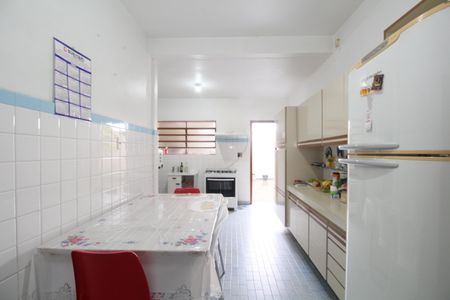 Casa à venda com 137m², 3 quartos e sem vagaCozinha