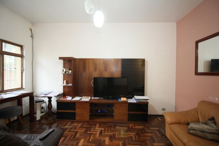 Casa à venda com 137m², 3 quartos e sem vagaSala