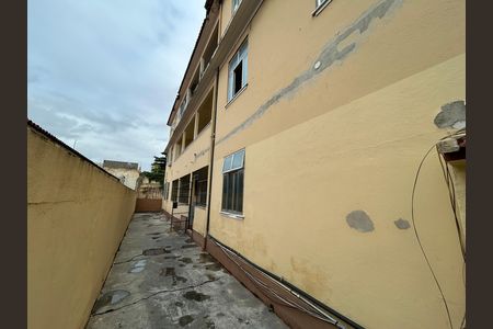 Apartamento à venda com 65m², 2 quartos e sem vagaFachada Lateral