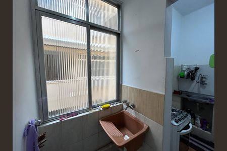 Apartamento à venda com 65m², 2 quartos e sem vagaÁrea de Serviço