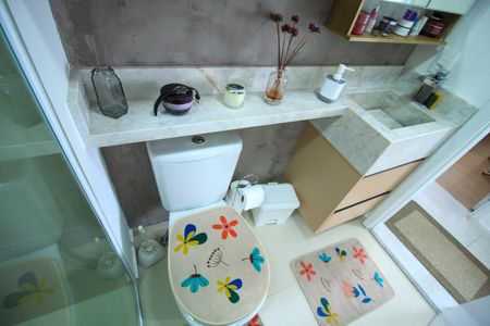 Apartamento à venda com 60m², 2 quartos e 1 vagaBanheiro Social