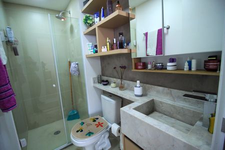 Apartamento à venda com 60m², 2 quartos e 1 vagaBanheiro Social