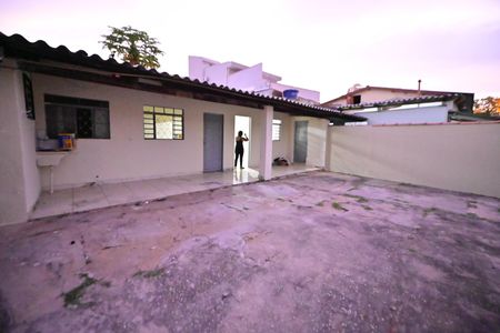 Casa para alugar com 80m², 2 quartos e 2 vagasÁrea comum