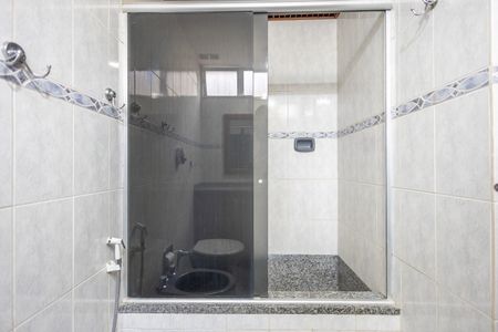 Apartamento à venda com 110m², 3 quartos e 2 vagasBanheiro do Quarto 1