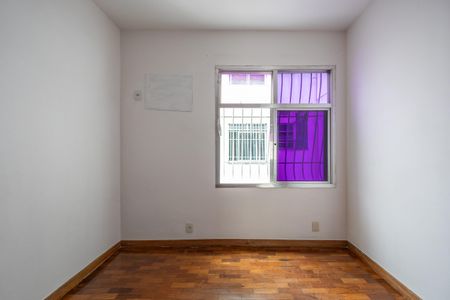 Apartamento à venda com 110m², 3 quartos e 2 vagasQuarto 2