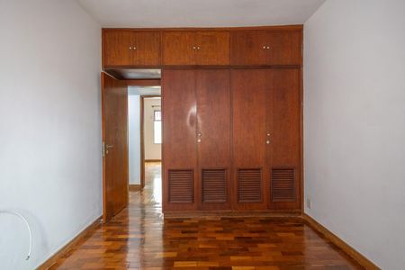 Apartamento à venda com 110m², 3 quartos e 2 vagasQuarto 2