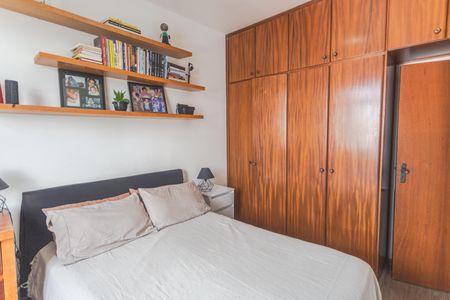 Apartamento à venda com 75m², 3 quartos e 2 vagasQuarto 1