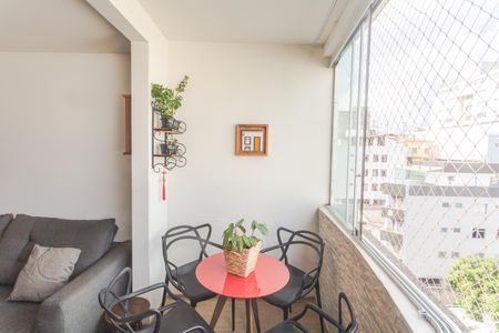 Apartamento à venda com 75m², 3 quartos e 2 vagasVaranda da Sala