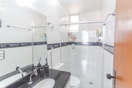 Apartamento à venda com 75m², 3 quartos e 2 vagasBanheiro Social