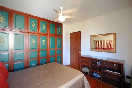 Apartamento à venda com 180m², 4 quartos e 2 vagasSuíte 1