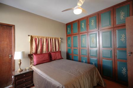 Apartamento à venda com 180m², 4 quartos e 2 vagasSuíte 1