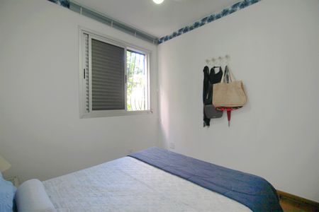 Apartamento à venda com 180m², 4 quartos e 2 vagasQuarto 