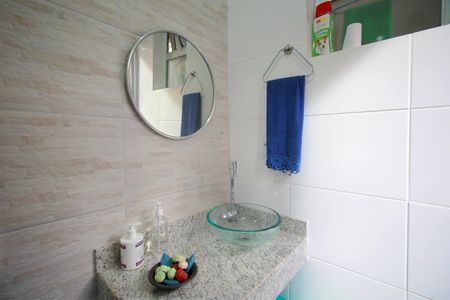 Apartamento à venda com 180m², 4 quartos e 2 vagasÁrea de Serviço 2