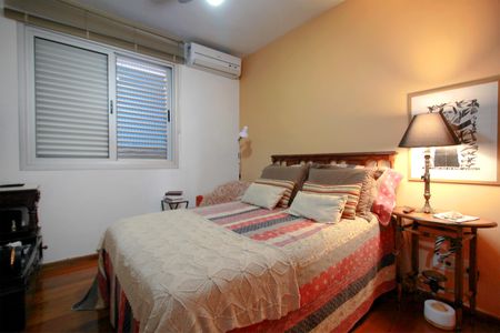 Apartamento à venda com 180m², 4 quartos e 2 vagasSuíte 2