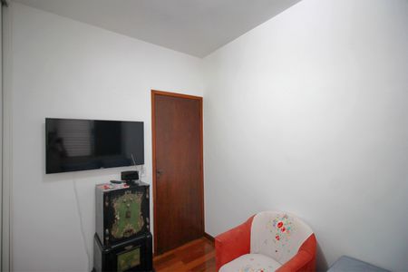 Apartamento à venda com 180m², 4 quartos e 2 vagasQuarto 2