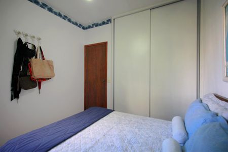 Apartamento à venda com 180m², 4 quartos e 2 vagasQuarto 