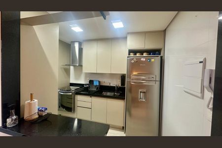 Apartamento à venda com 68m², 2 quartos e 2 vagasCozinha