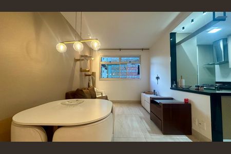 Apartamento à venda com 68m², 2 quartos e 2 vagasSala