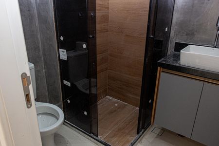 Apartamento à venda com 44m², 2 quartos e 1 vaga Apartamento à venda com 44m², 2 quartos e 1 vagaBanheiro